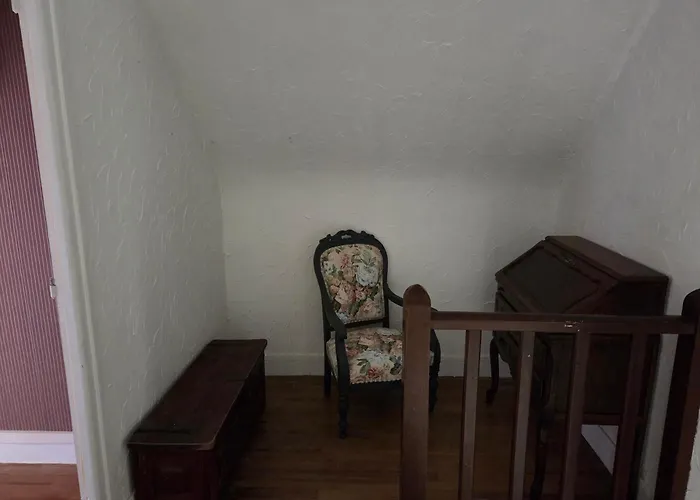 Le Clos Tillois 펜션 *